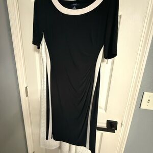 Chaps Black and White Asymmetrical Dress